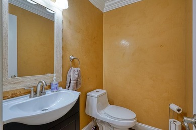 Welcome to this beautifully maintained lakefront residence - photo 12