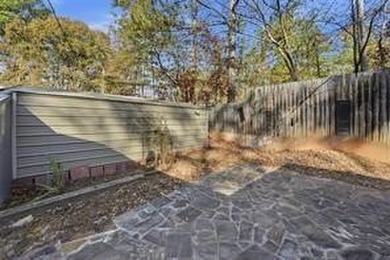 Close to LAKE ALLATOONA!! Tucked away on a beautiful private lot - photo 26