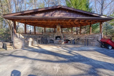 Welcome to this beautifully maintained lakefront residence - photo 33