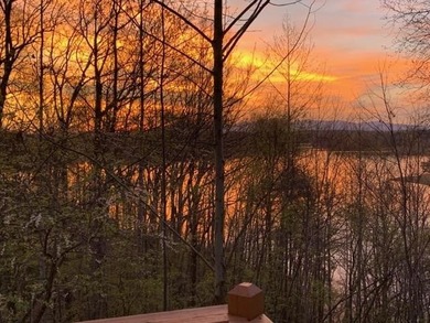 Welcome to this beautifully maintained lakefront residence - photo 39