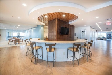 Live the Downtown Life at Bayfront Tower! Enjoy floor to ceiling - photo 41