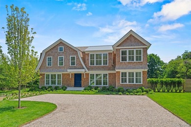 Stunning New Construction in Westhampton with Rare 2 Story 4 - photo 7