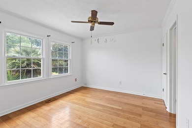 Don't miss this opportunity to own a beautifully maintained 3 - photo 12