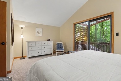 Wake each morning to the refreshing mountain air and peaceful - photo 17