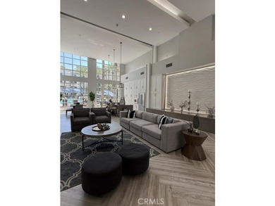Lovely and immaculate resort-like living in a prime area of - photo 17