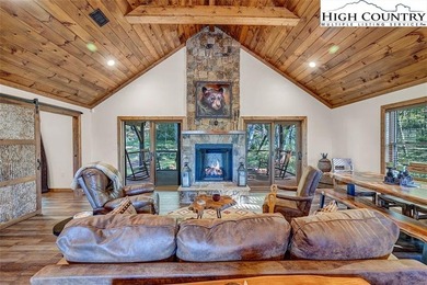 Nestled under the peaks of Sugar Mountain is this 3 bedroom, 3.5 - photo 28