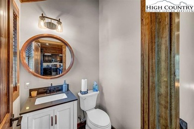 Nestled under the peaks of Sugar Mountain is this 3 bedroom, 3.5 - photo 31