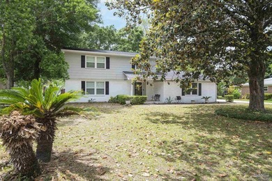 Welcome to this conveniently located 3 bedroom, 2.5 bath home - photo 1