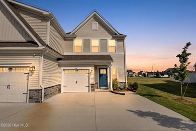 Welcome to 101B Spinnaker Street and easy coastal living in - photo 2