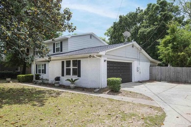 Welcome to this conveniently located 3 bedroom, 2.5 bath home - photo 2