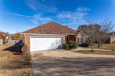 (private lake, pond, coastal) Home Sale Pending in Midland Georgia