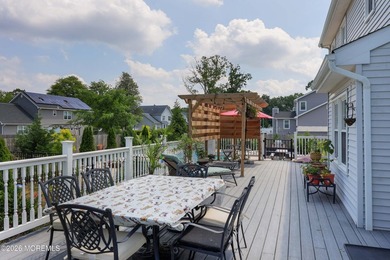 Welcome to 18 Penny Lane! This beautifully maintained 4 bed, 2.5 - photo 41