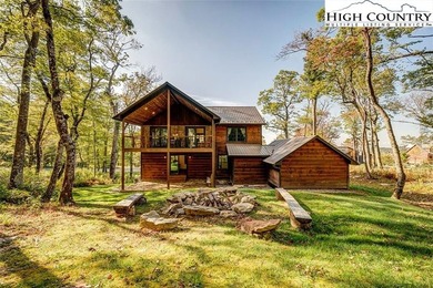 Nestled under the peaks of Sugar Mountain is this 3 bedroom, 3.5 - photo 42