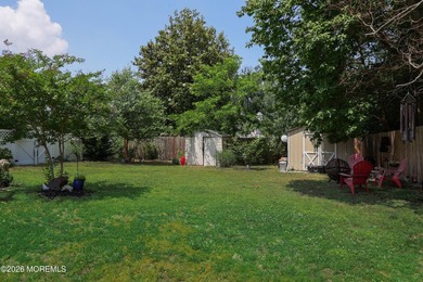 Welcome to 18 Penny Lane! This beautifully maintained 4 bed, 2.5 - photo 48