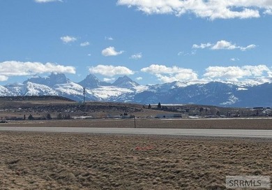 County Approved 24 Lot Subdivision complete with Roads, Power - photo 3