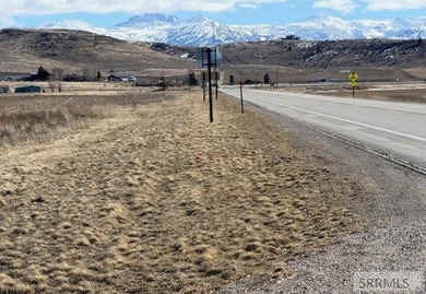 County Approved 24 Lot Subdivision complete with Roads, Power - photo 6