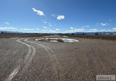 County Approved 24 Lot Subdivision complete with Roads, Power - photo 9