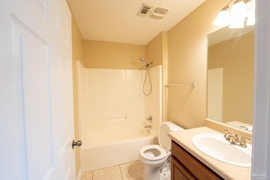 Charming cottage-style home just two blocks north of Downtown - photo 5