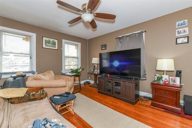 Well maintained two family in residential Rosedale. Both floors - photo 7