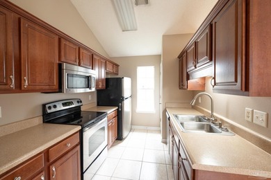 Charming cottage-style home just two blocks north of Downtown - photo 9