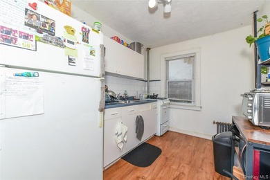 Well maintained two family in residential Rosedale. Both floors - photo 10