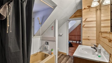 Enjoy the best of country living without giving up convenience - photo 11