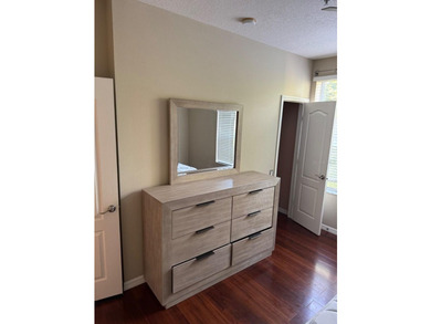 GATED TOWNHOME close to BAYSHORE BLVD, 3 Bed/2Full Baths /2Half - photo 13