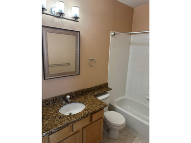 GATED TOWNHOME close to BAYSHORE BLVD, 3 Bed/2Full Baths /2Half - photo 15
