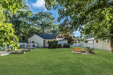 Welcome home to this beautiful 3/4 bedroom Cape Cod . The 4th - photo 24