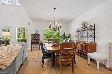 COME EXPLORE KENSINGTON HEIGHTS! This stunning 4-Bedroom, 4 - photo 9
