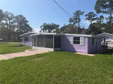 Stunningly Remodeled 3BD/2BA Home with 2 extra Rooms in the - photo 1
