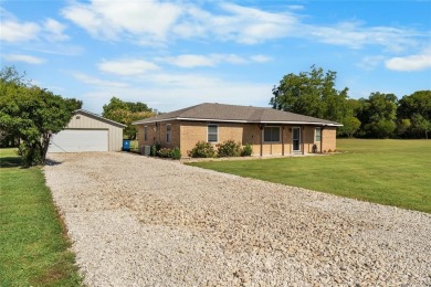 Lake Whitney Home For Sale in Whitney Texas