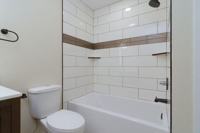 Brand new build in beautiful Cape Fair! This modern home - photo 15