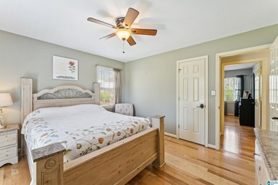 Welcome home to a well maintained 3 bedroom, 2 full bathroom - photo 16