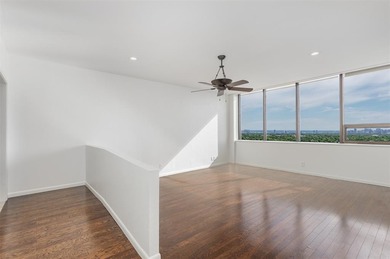 BACK ON MARKET Refreshed, Repainted and Ready to go! Spacious