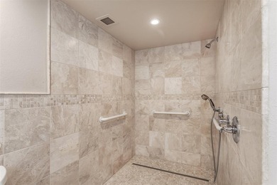 BACK ON MARKET Refreshed, Repainted and Ready to go! Spacious