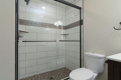 Brand new build in beautiful Cape Fair! This modern home - photo 25