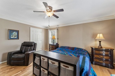 Welcome home to a well maintained 3 bedroom, 2 full bathroom - photo 29