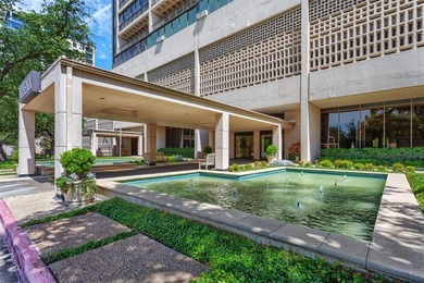 BACK ON MARKET Refreshed, Repainted and Ready to go! Spacious