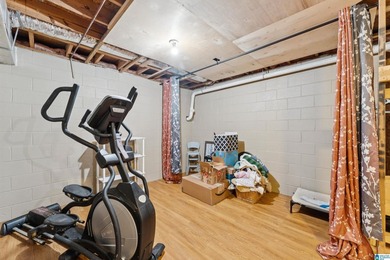 Welcome home to a well maintained 3 bedroom, 2 full bathroom - photo 38