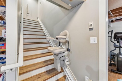 Welcome home to a well maintained 3 bedroom, 2 full bathroom - photo 40