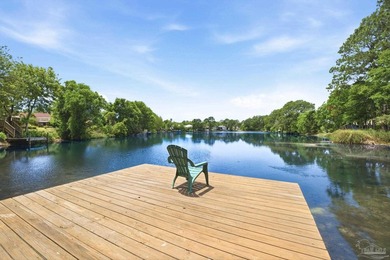 Experience REFINED FLORIDA LIVING in this exceptional home - photo 2