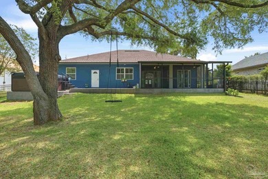 Experience REFINED FLORIDA LIVING in this exceptional home - photo 3