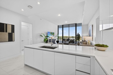 Welcome to Nautilus 220-where brand-new waterfront luxury meets - photo 14