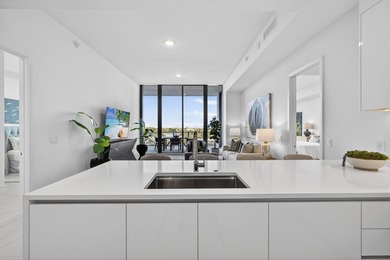 Welcome to Nautilus 220-where brand-new waterfront luxury meets - photo 15