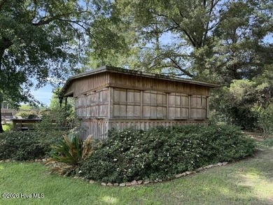 Welcome home to this beautiful 3-bedroom, 2-bath brick residence - photo 5