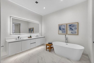 Welcome to Nautilus 220-where brand-new waterfront luxury meets - photo 37