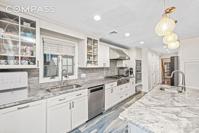 Nestled in the highly desirable Todt Hill , this beautifully - photo 8