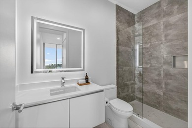 Welcome to Nautilus 220-where brand-new waterfront luxury meets - photo 44