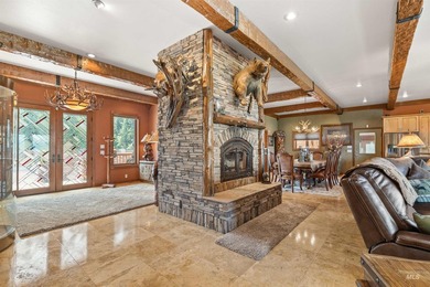 Discover this beautiful mountain retreat with amazing views of - photo 6